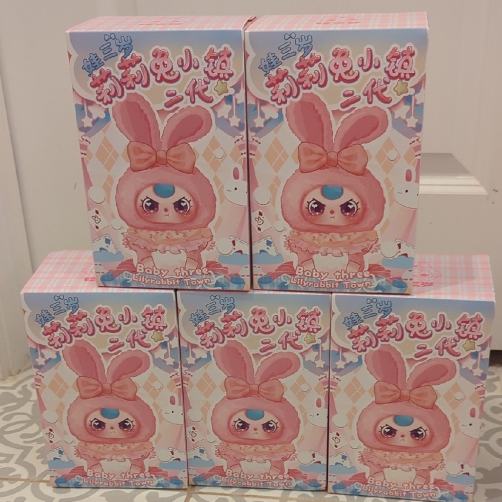 Baby Three Lilyrabbit Town Blind Grab
